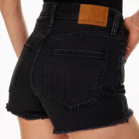 Denim Forum Yoko Short - Picture 4 of 9